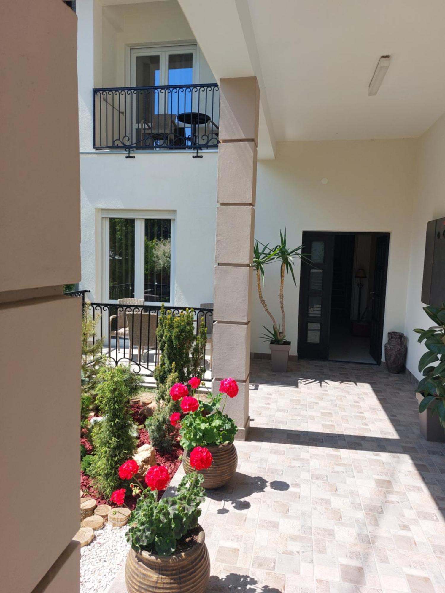 Apartmani Radulovic Vrnjacka Banja Ruang foto