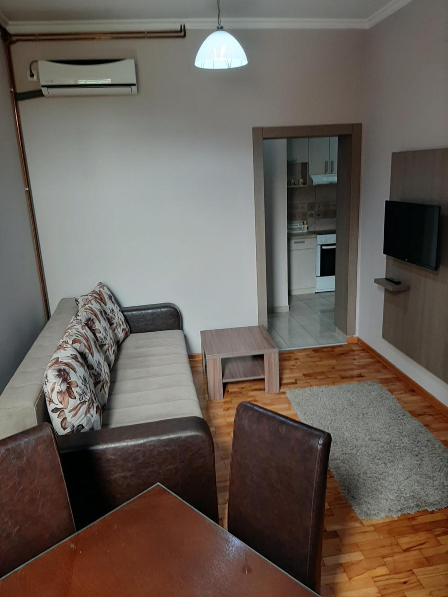 Apartmani Radulovic Vrnjacka Banja Ruang foto