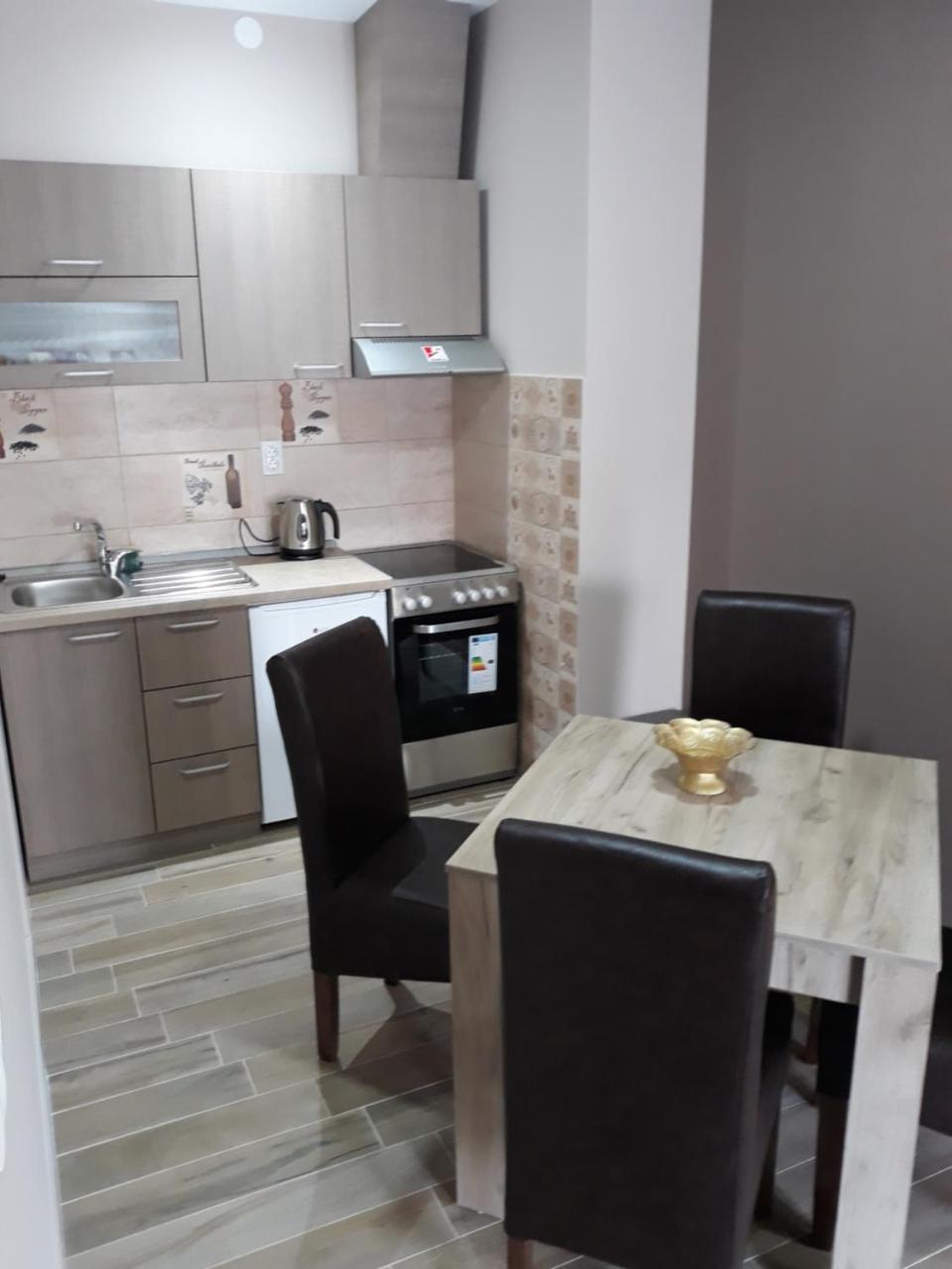Apartmani Radulovic Vrnjacka Banja Bagian luar foto